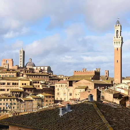 公寓 Panoramico San Martino 12 *
