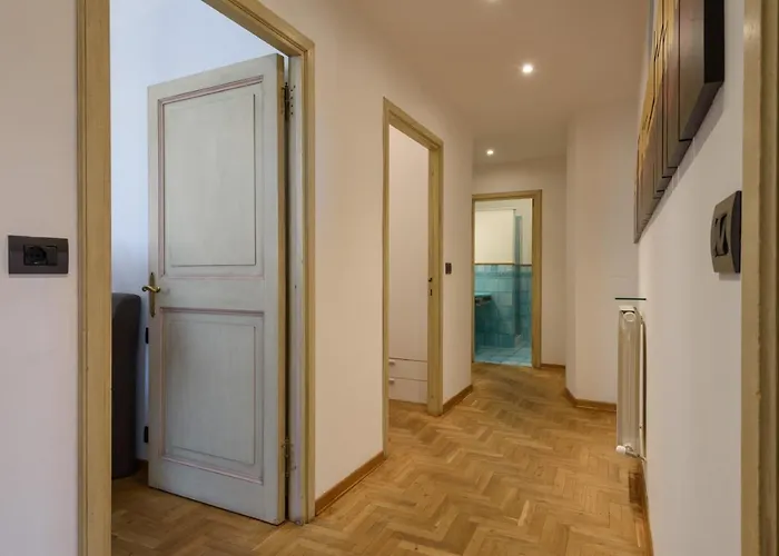 Panoramico San Martino 12 * Сієна