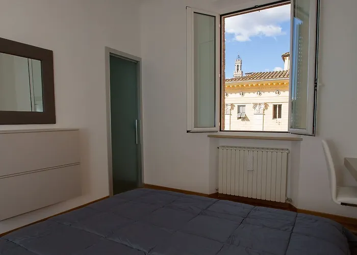 Panoramico San Martino 12 * Сієна