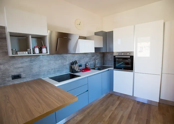 Panoramico San Martino 12 *